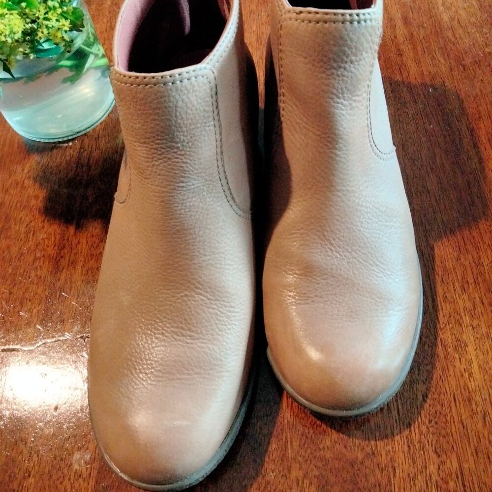 Dansko Booties Size 40